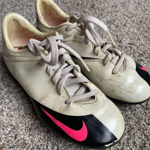 Nike girls cleats